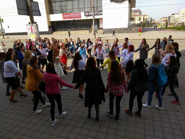 30715559_1971450739838774_3150209162718216192_n