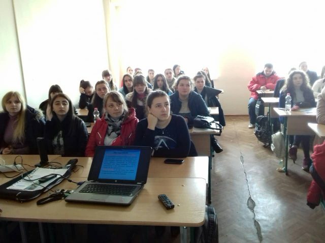 45179600_426537078173658_5582032599334780928_n