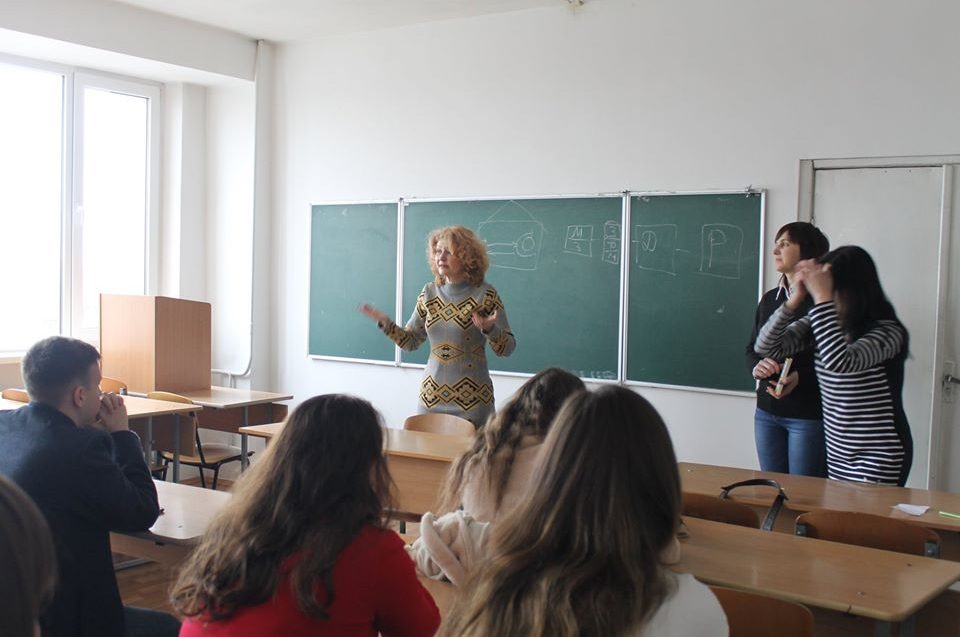 88101836_138209731018251_1039329987678699520_o