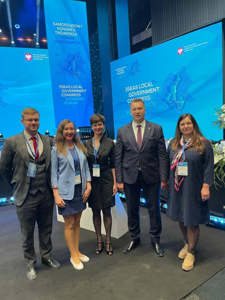 photo_2023-05-18_02-24-02