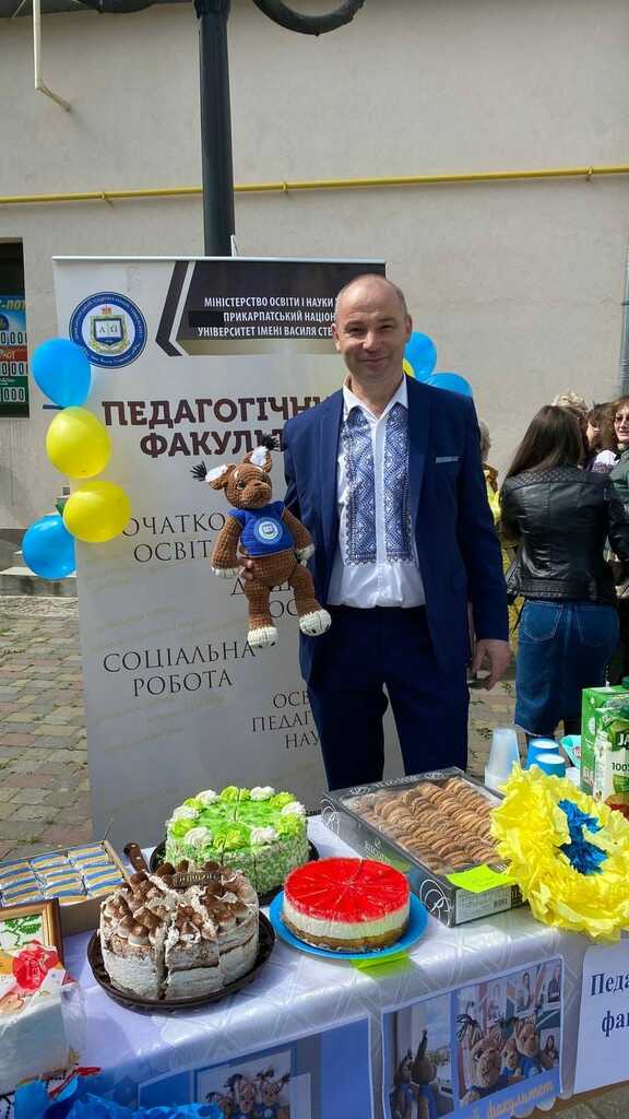 z-dnem-narodzhennia-ridnyj-universytete-03