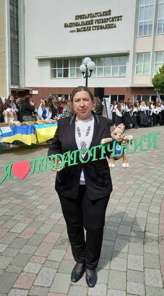 z-dnem-narodzhennia-ridnyj-universytete-09