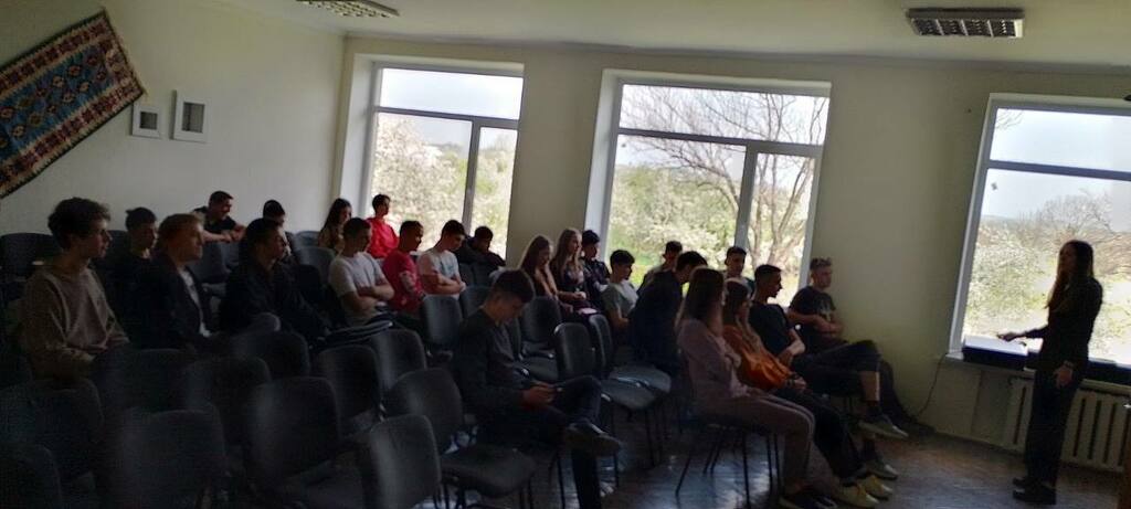 photo_2024-04-12_15-04-12