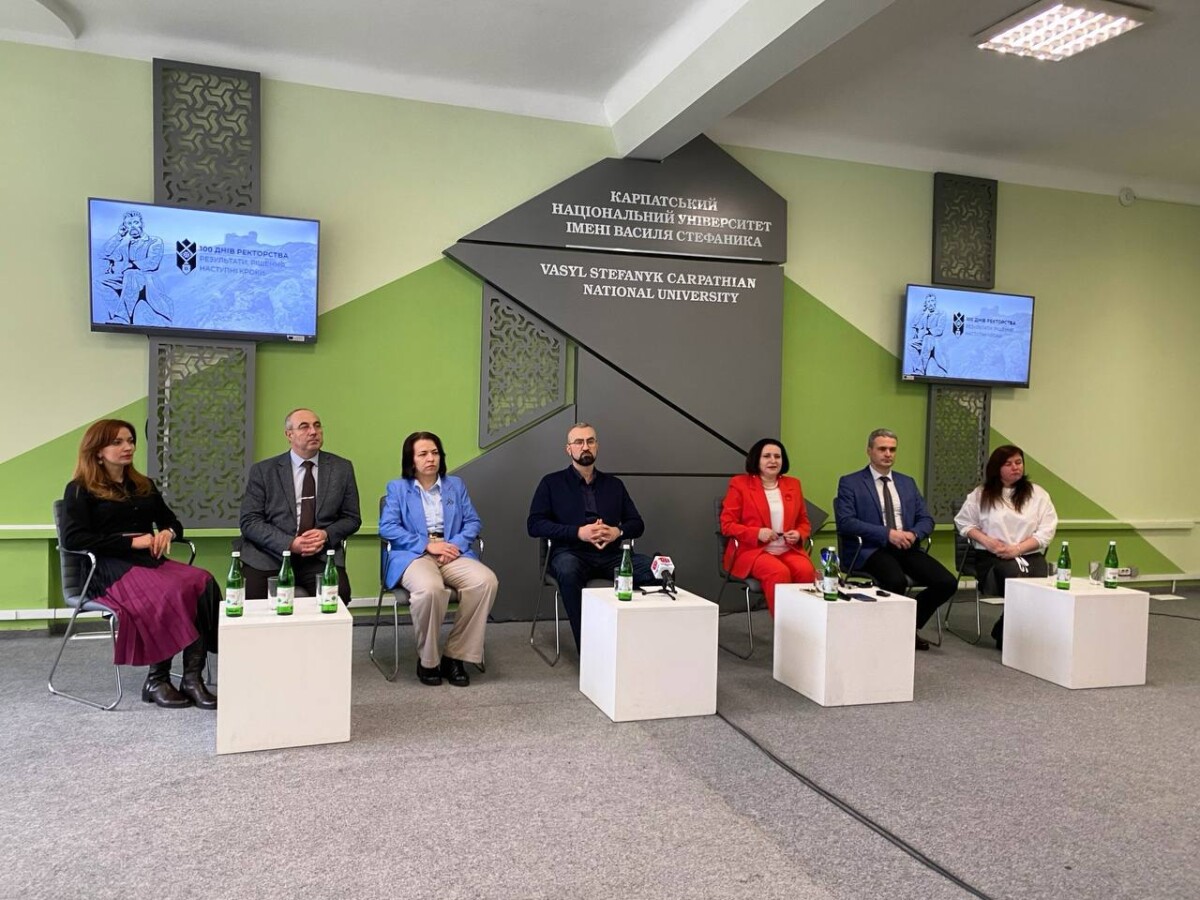 photo_5258478351016466545_y